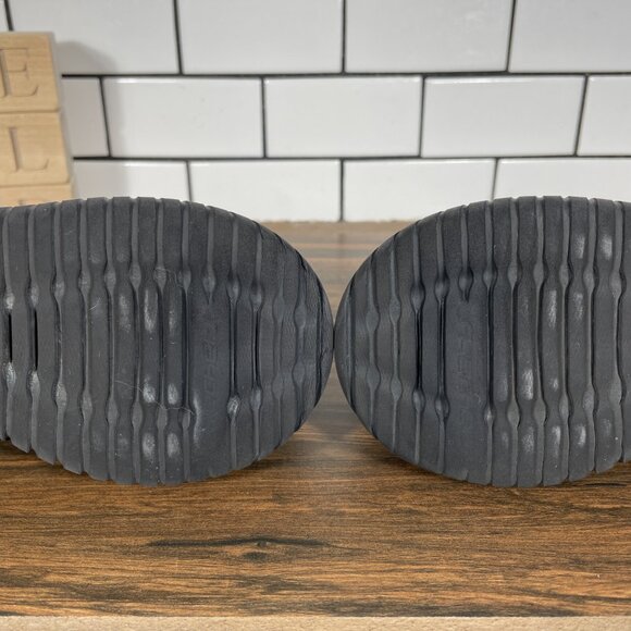 Skechers Ultra Flex Weekend Trip Womens Size 7.5 Shoes Black Slip On Sneakers - Picture 8 of 13